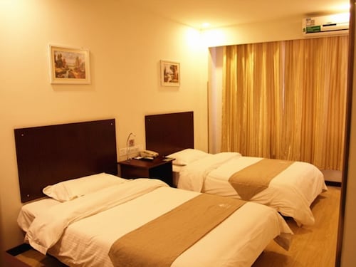 GreenTree Alliance Jinan Licheng Town Yaohua Road Yaoqiang Airport Hotel