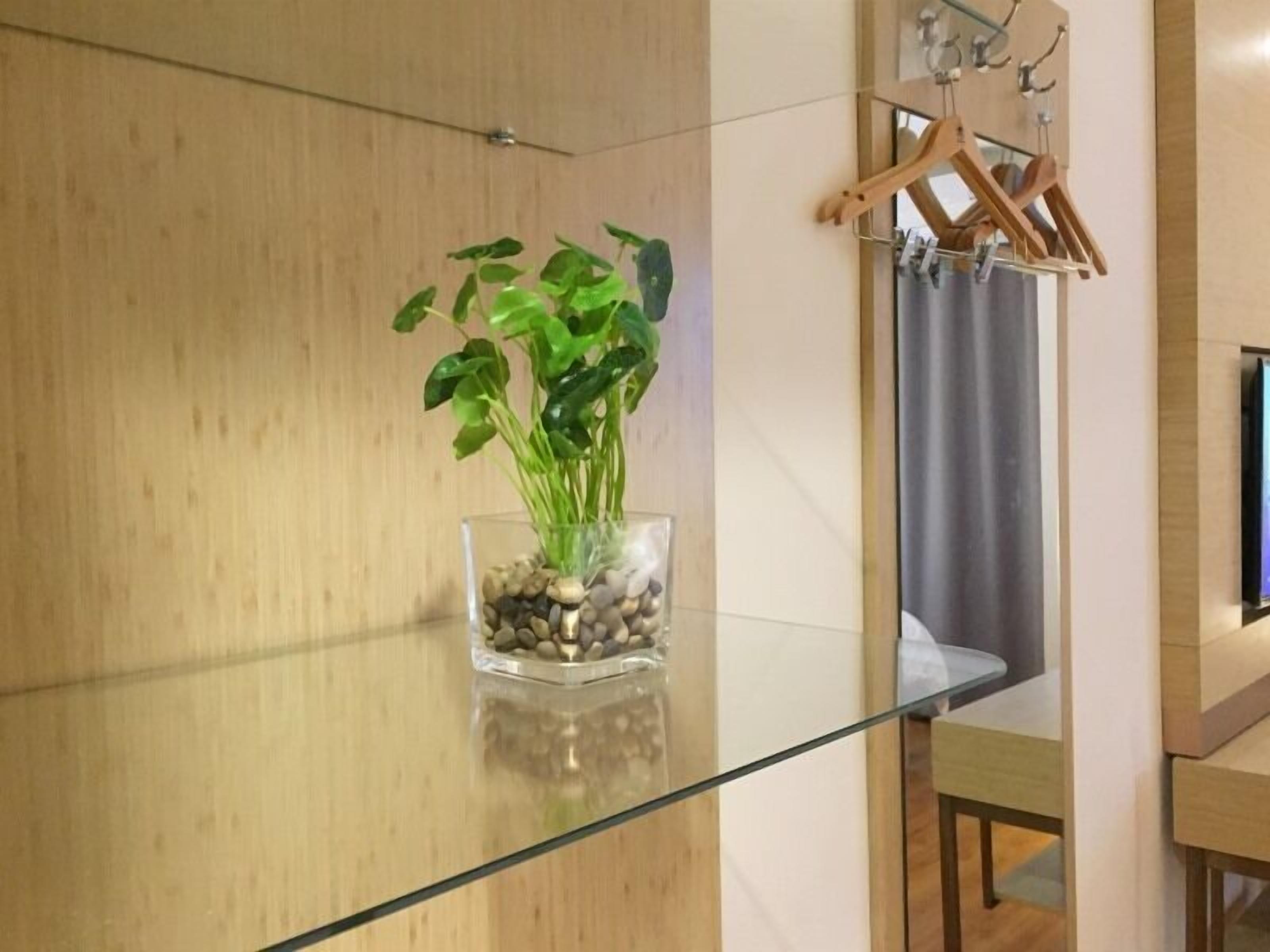 Superior Room, 1 King Bed