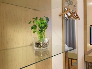 Superior Room, 1 King Bed - GreenTree Inn XiAn Xincheng District Raily Station Wukou Metro Station Hotel (Xi'an)