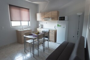 Apartemen | Dapur pribadi | Lemari es besar, microwave, oven, dan kompor
