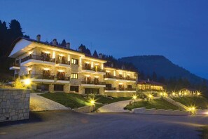 Exterior - Hotel Magiossi (Pyli)