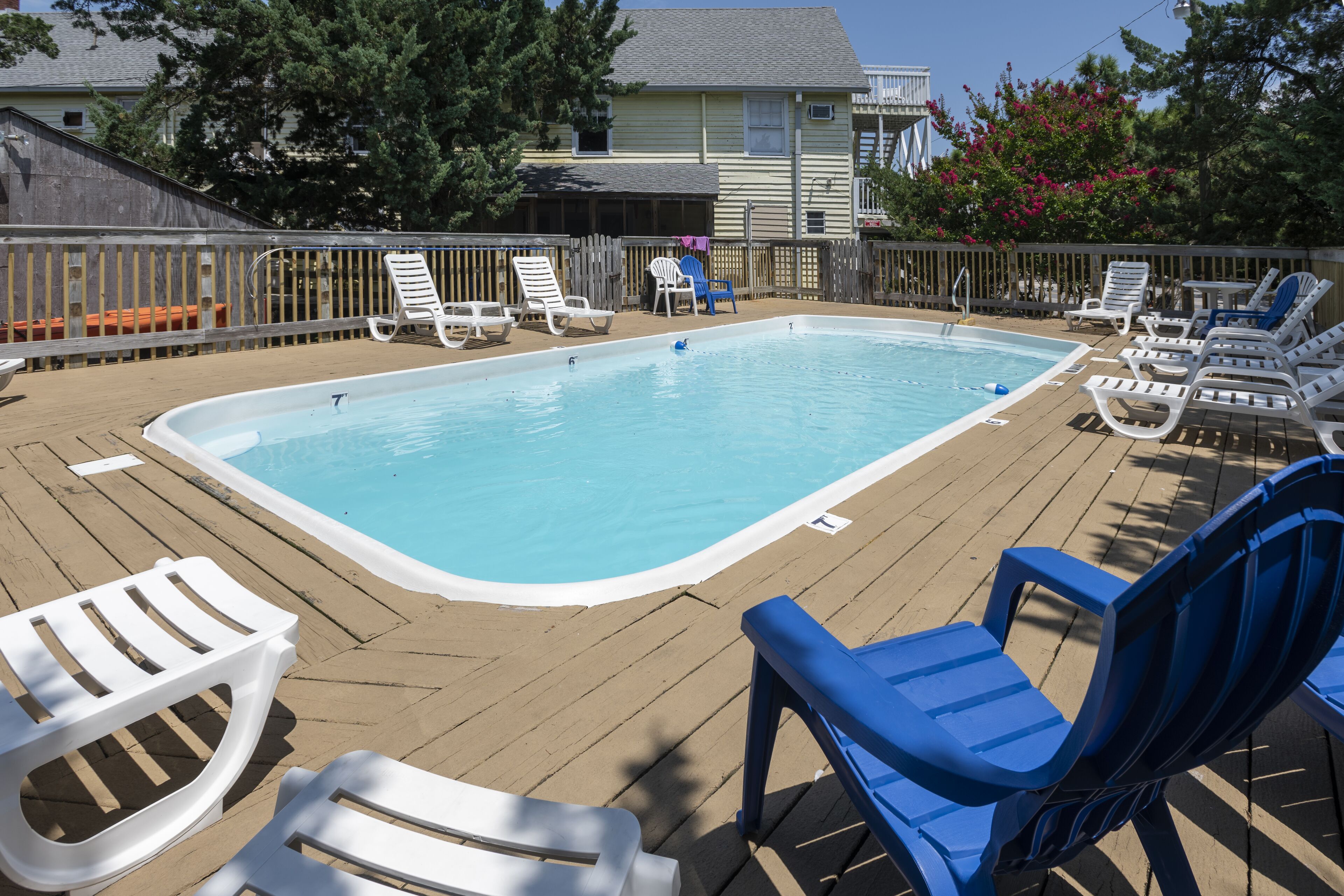 Seasonal outdoor pool