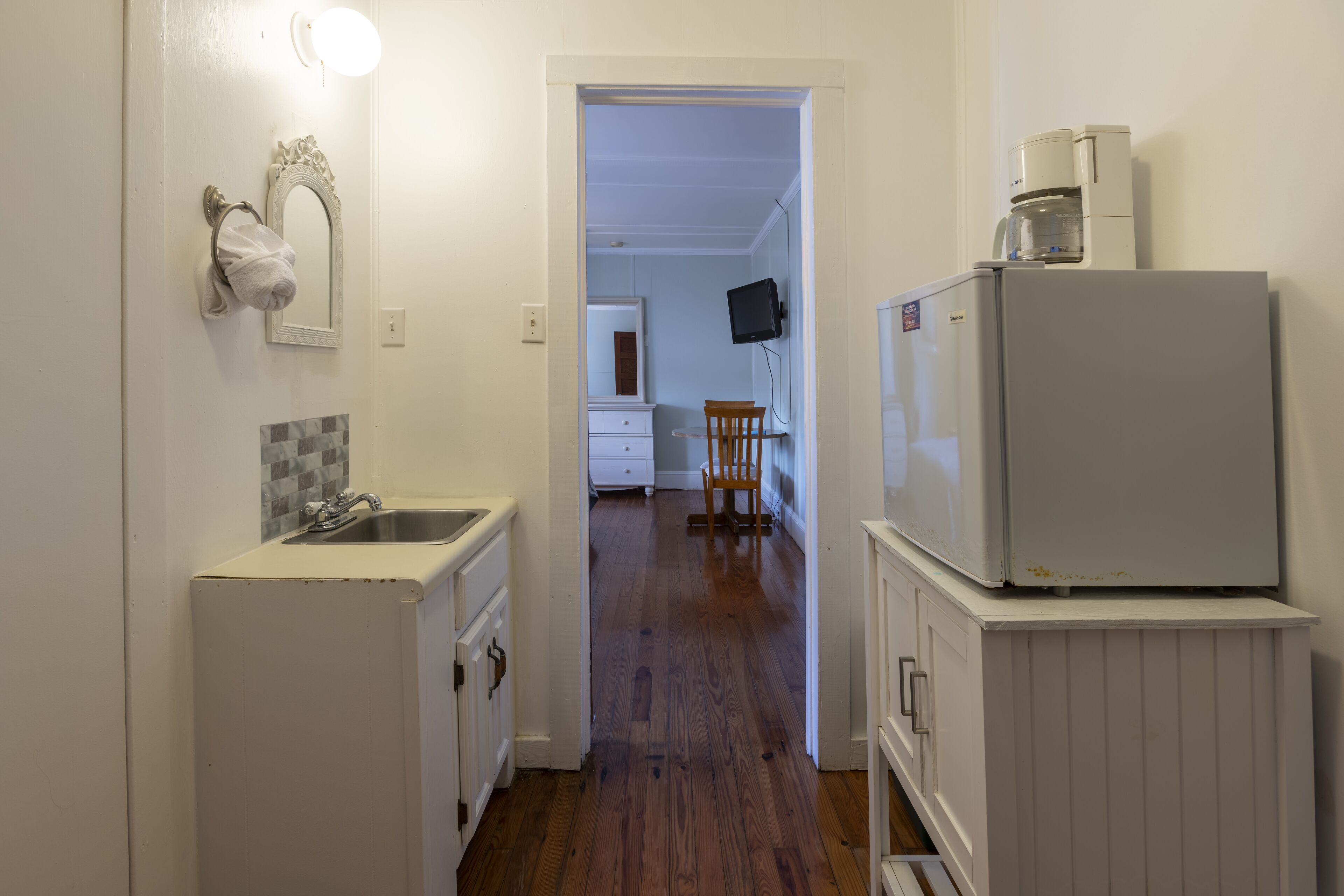 williams suite | 3 bedrooms, memory-foam beds, individually decorated