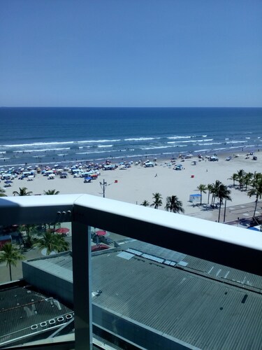 Oceanfront, great accommodations,