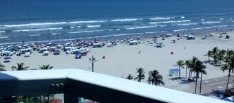Oceanfront, grands logements,