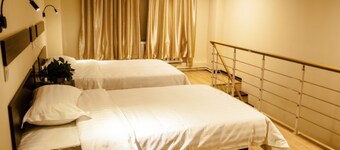 GreenTree Inn DaLian Ganjingzi District Airport New District Lazishan Express Hotel