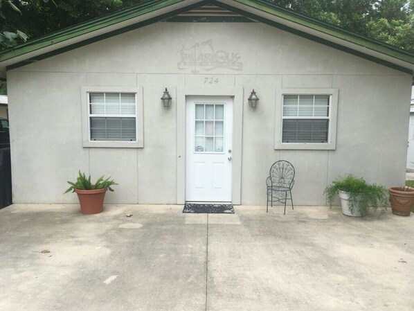 Bungalow, 1 Bedroom | Front of property - Scriv's Haus (Winters)