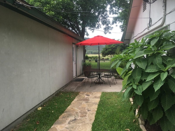 Bungalow, 1 Schlafzimmer | Unterkunftsgelände