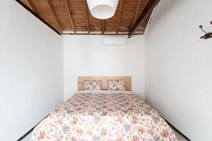 5 makuuhuonetta, silitysrauta/-lauta, ilmainen Wi-Fi, vuodevaatteet