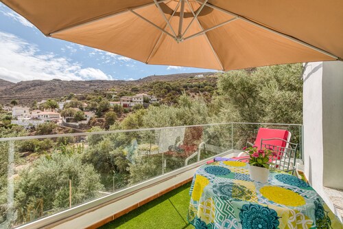 Familienhütte unter Oliven 