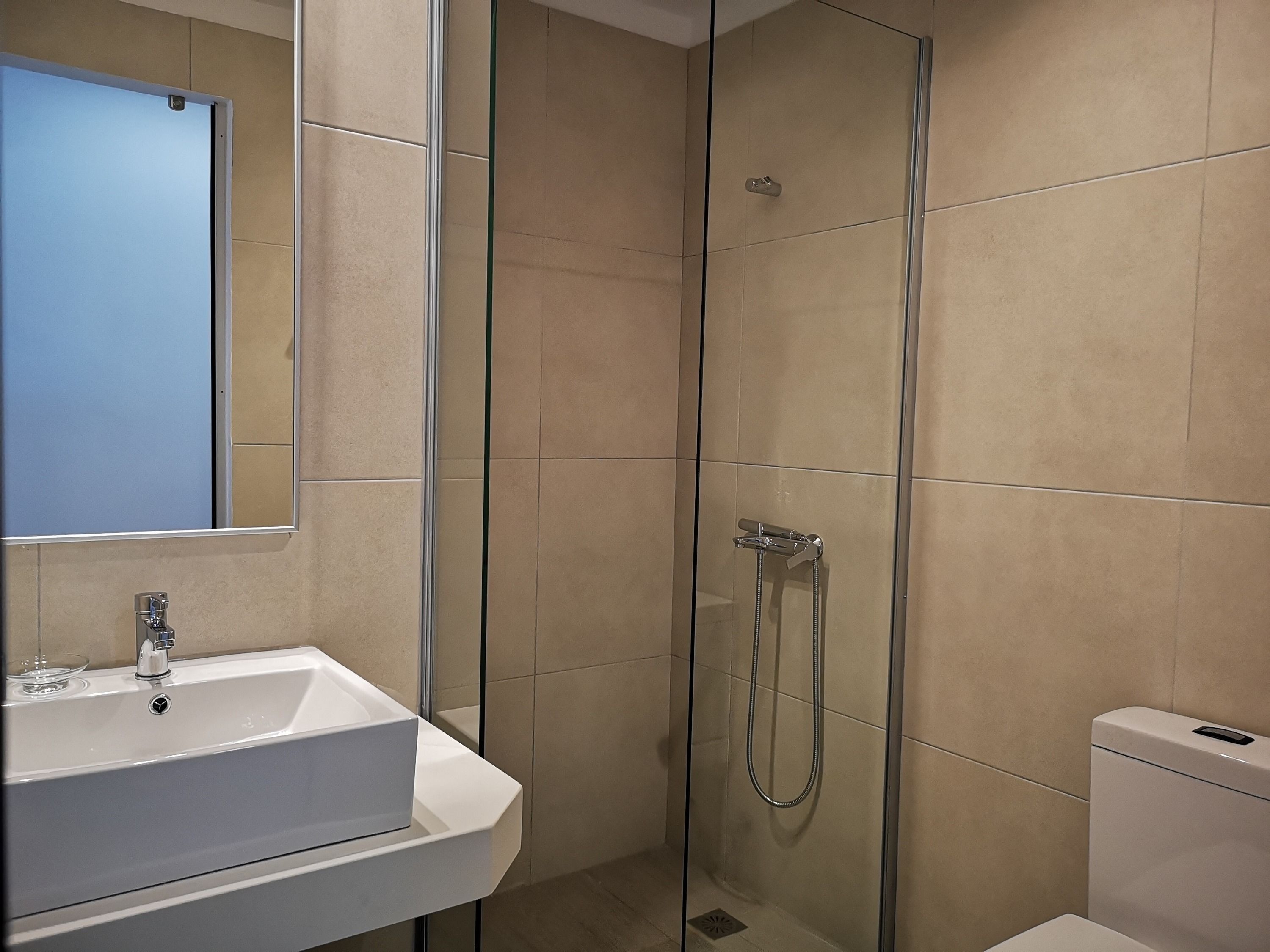 superior room, garden view | bathroom | shower, hair dryer, towels