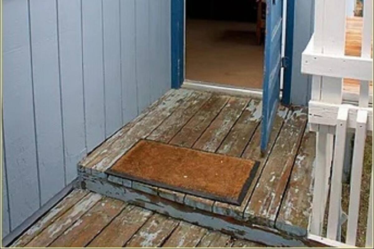 Cabin, Multiple Beds, Lake View (Lake Front Cabin #10) | Free WiFi