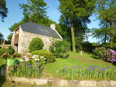 The "House of the Horses": modern accommodation in an old farmhouse with character.