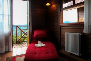 Suite, Bathtub (Vitoriana)