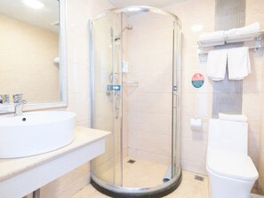 Shower, hair dryer - GreenTree Inn Tianjin Hebei District Beining Park Hotel (Tianjin)