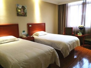 In-room safe, free WiFi - GreenTree Inn Jinan Gaoxin District Suncun New District Express Hotel (Jinan)