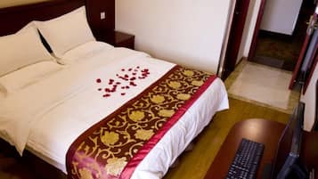 In-room safe, free WiFi