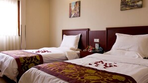 Twin Room - GreenTree Inn Shanghai Hongqiao Hub Convention Center Jinghua Road Shell Hotel (Shanghai)