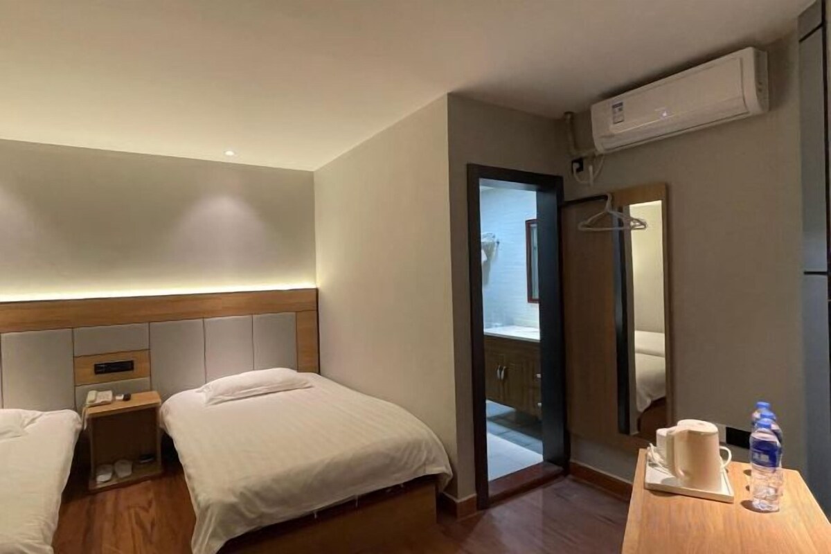 Caixa forta a l'habitació i wifi gratuïta 