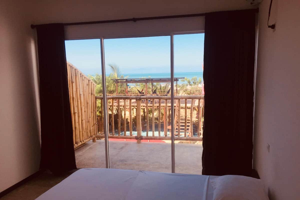 Comfort Double Room, 1 Double Bed | Blackout drapes, free WiFi, bed sheets