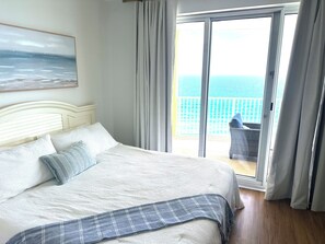 2 habitaciones, tabla de planchar con plancha, internet y ropa de cama