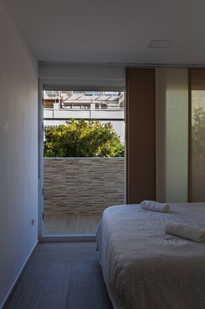 2 chambres, fer et planche à repasser, Wi-Fi, draps fournis