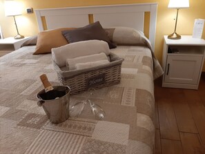 Room service - dining - B&B Agorà Bisceglie (Bisceglie)