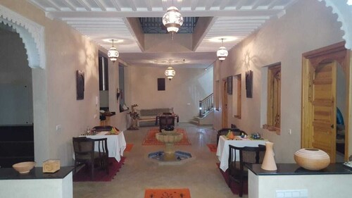 Doppel- oder Zweibettzimmer mit Bad und Pool auf dem Dach in Marrakesch