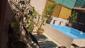Property grounds - En-suite Double or Twins bedroom with top roof pool in Marrakech (Marrakesh)