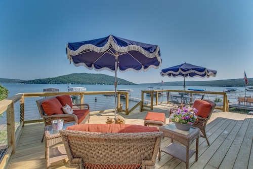 Lazy Loon Cottage is a Charming KEUKA LAKE cottage with amazing views!