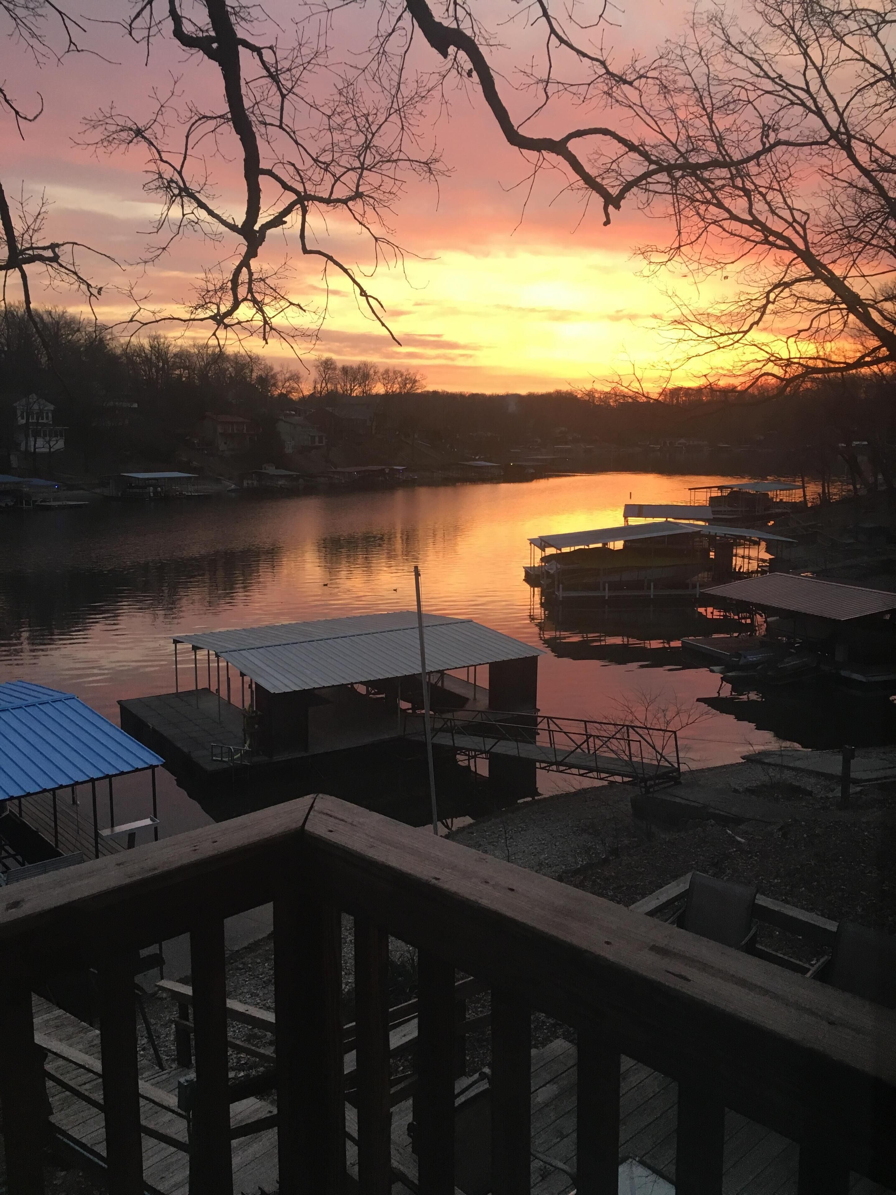 WaterFront House w/ Swim Dock near Bagnell Dam