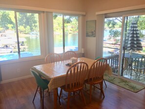 Dining - WaterFront House w/ Swim Dock near Bagnell Dam (Rocky Mount)