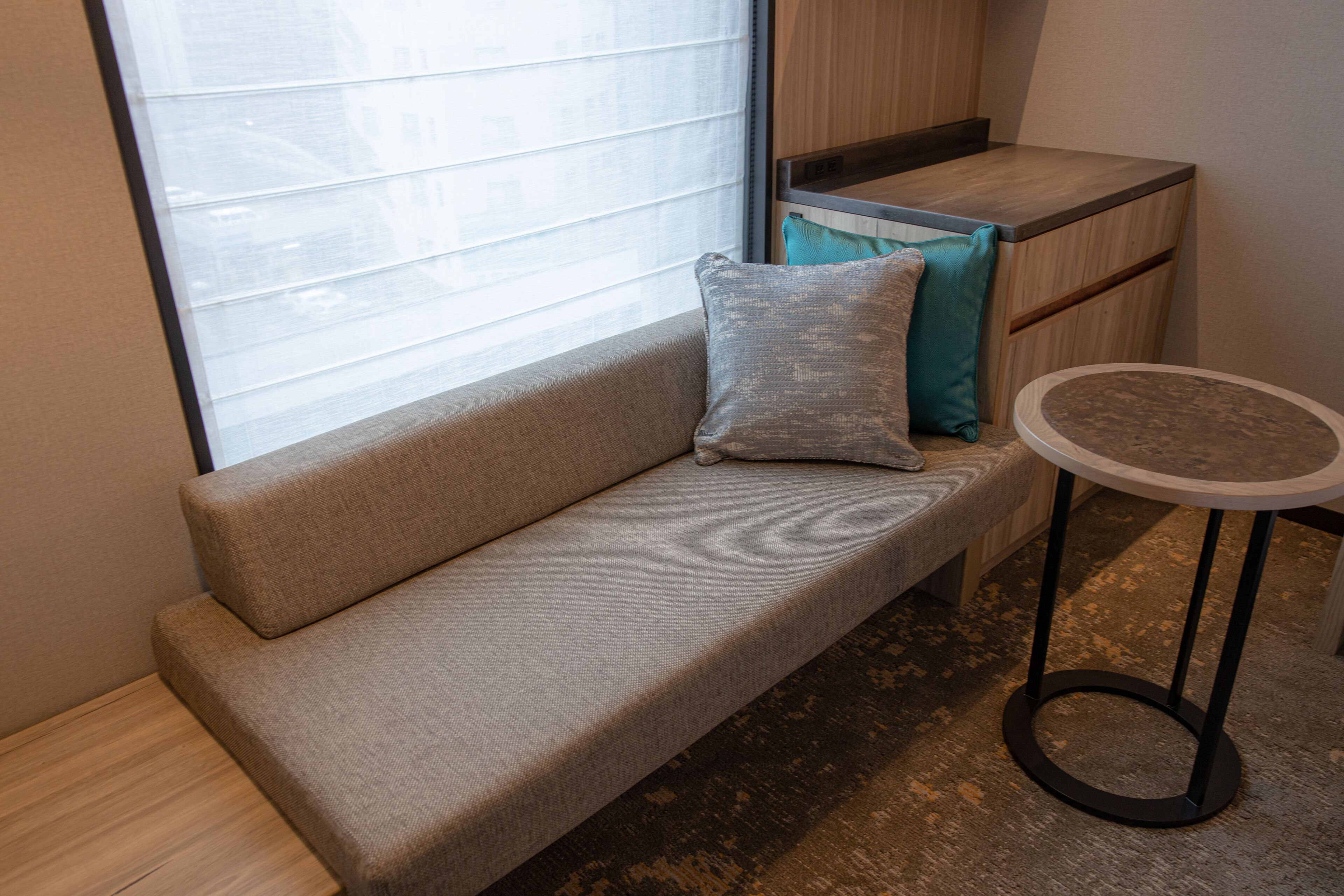 moderate double room, non smoking (shower only)(max 2 adults) | 1 bedroom, down duvets, minibar, in-room safe