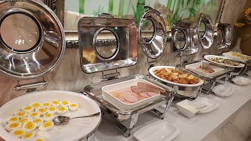 Morgenmadsbuffet hver dag (12000 KRW pr. person)