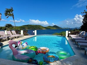 Alberca al aire libre