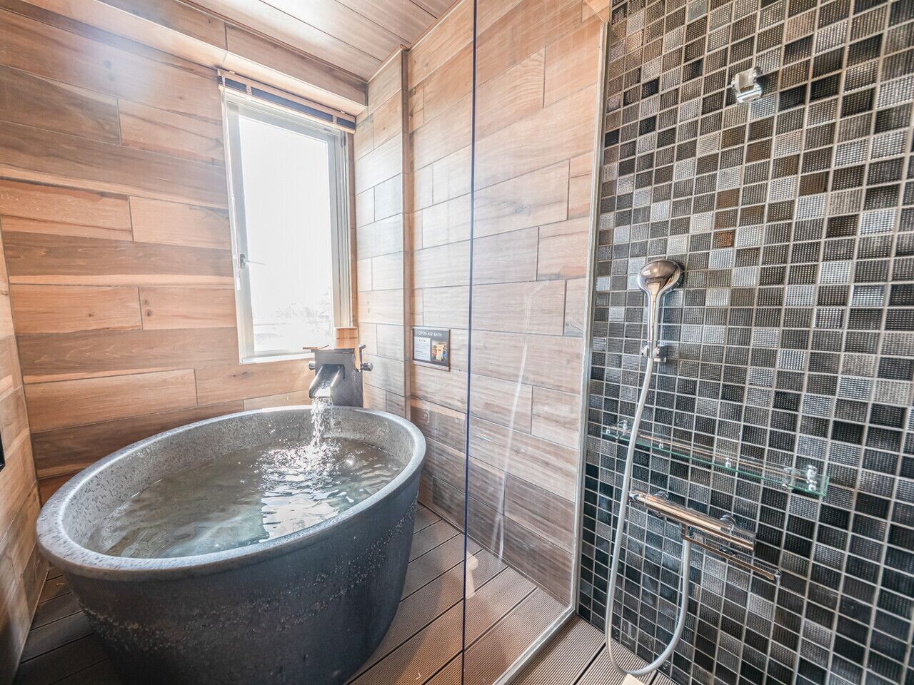 1 bedroom, in-room safe, blackout curtains, free wifi