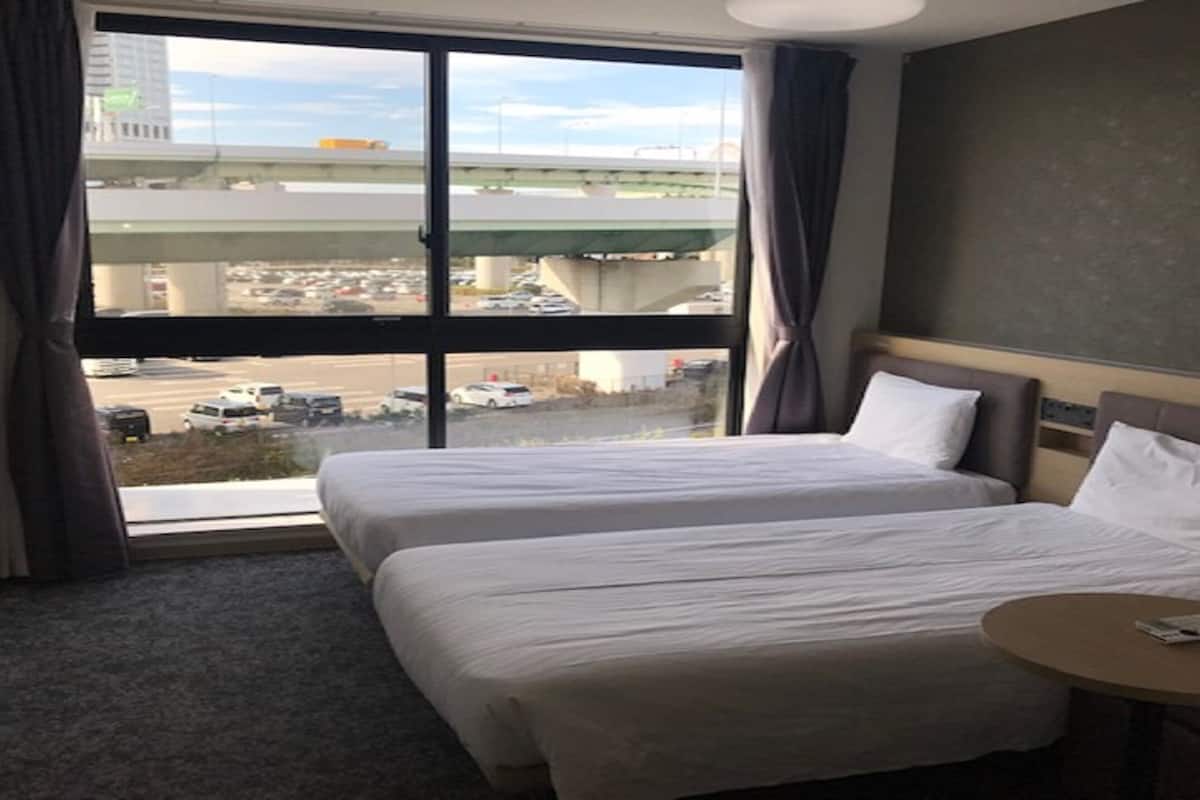 twin extra, non-smoking | 1 bedroom, in-room safe, iron/ironing board, free wifi