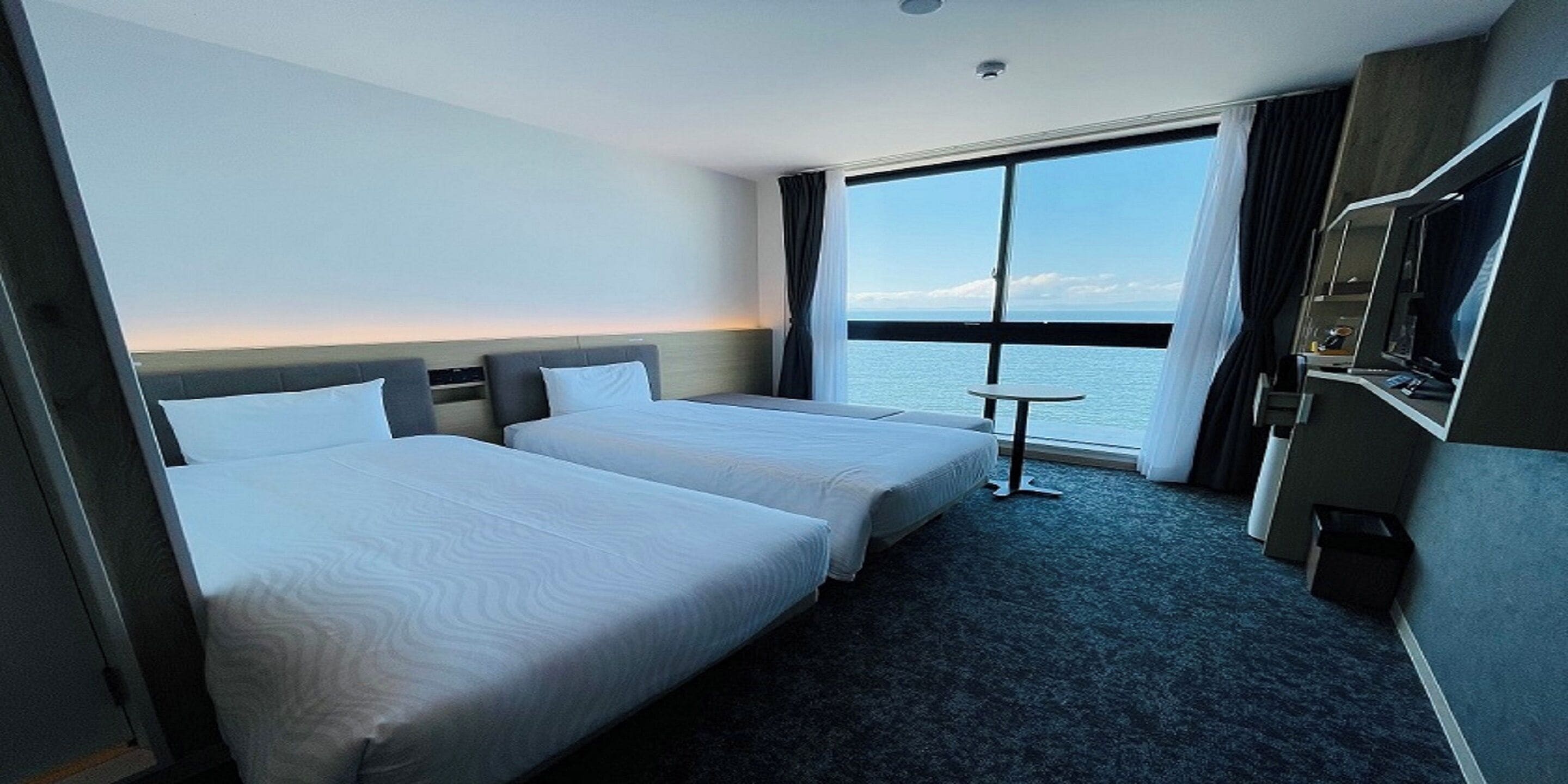 华丽双床房, 无烟房 | 客房内保险箱、熨斗/熨板、免费 WiFi、床单