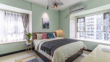 Basic-Apartment, 3 Schlafzimmer, Nichtraucher | 3 Schlafzimmer, Schreibtisch, Verdunkelungsvorhänge, kostenloses WLAN