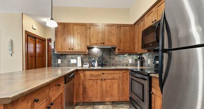 Incredible ski in/ski out location SX# 37 (EV charger)