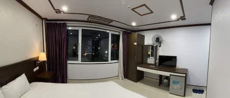 Deluxe Double Room, City View | View from room