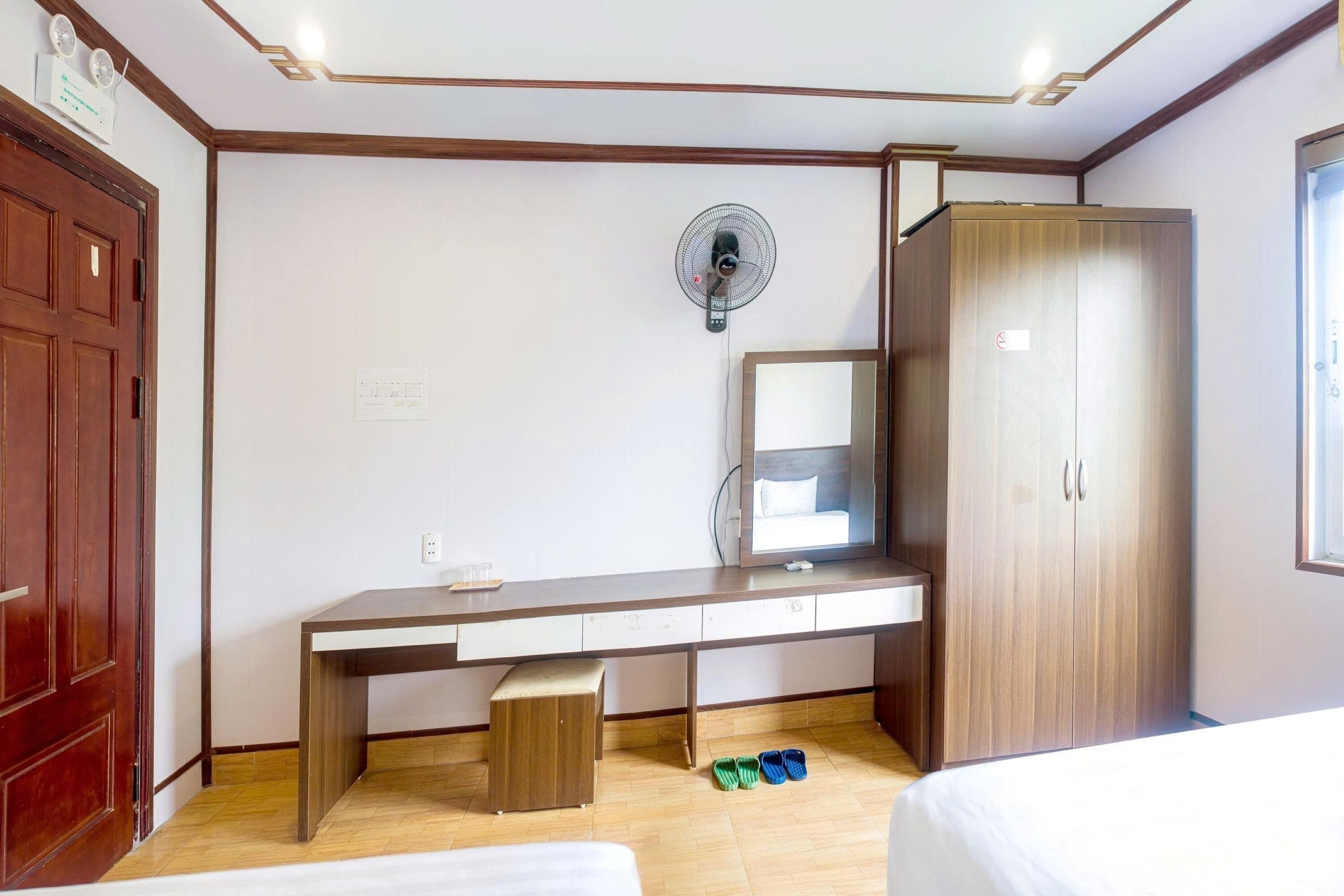 Deluxe Twin Room, City View | Minibar, soundproofing, free WiFi, bed sheets