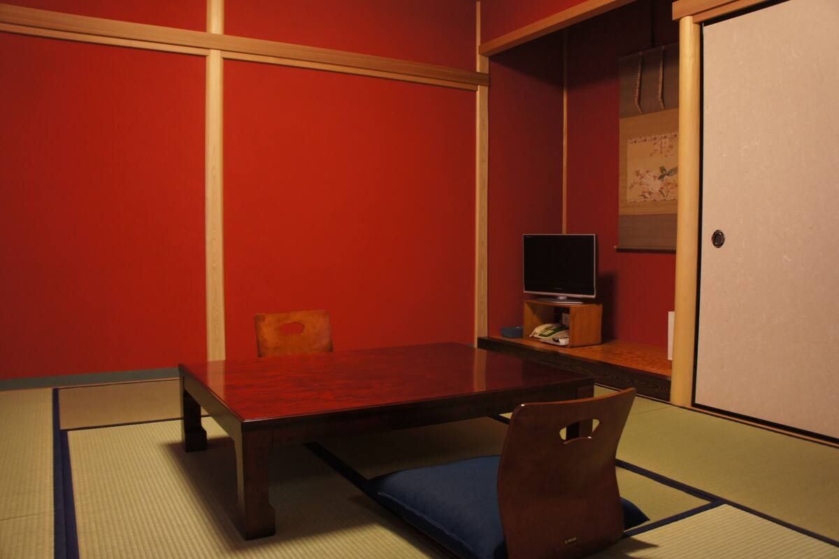 Japanese-Style Standard Room with Bathroom | Iron/ironing board (on request), free WiFi