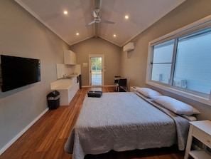Estúdio luxo | 2 quartos, individualmente decorados, individualmente mobiliados
