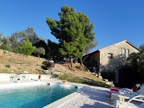 Piscine extérieure, piscine chauffée