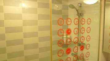 Duplex | Bathroom shower