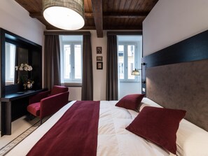 4 chambres, bureau, Wi-Fi, draps fournis