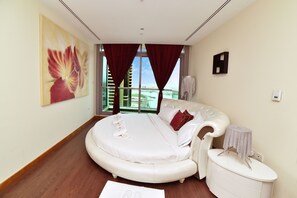 Premium bedding, in-room safe, blackout curtains, iron/ironing board