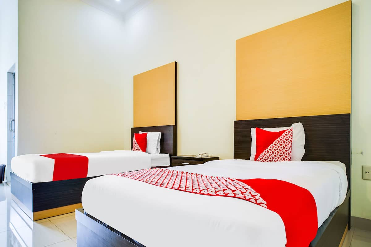 Deluxe Twin Room | Free WiFi, bed sheets