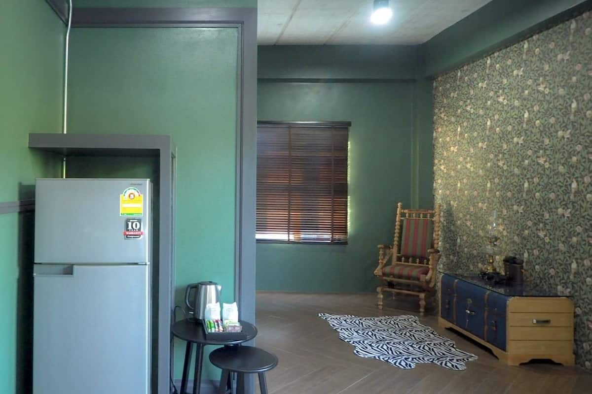 basic twin room, 2 single beds, city view | room amenity